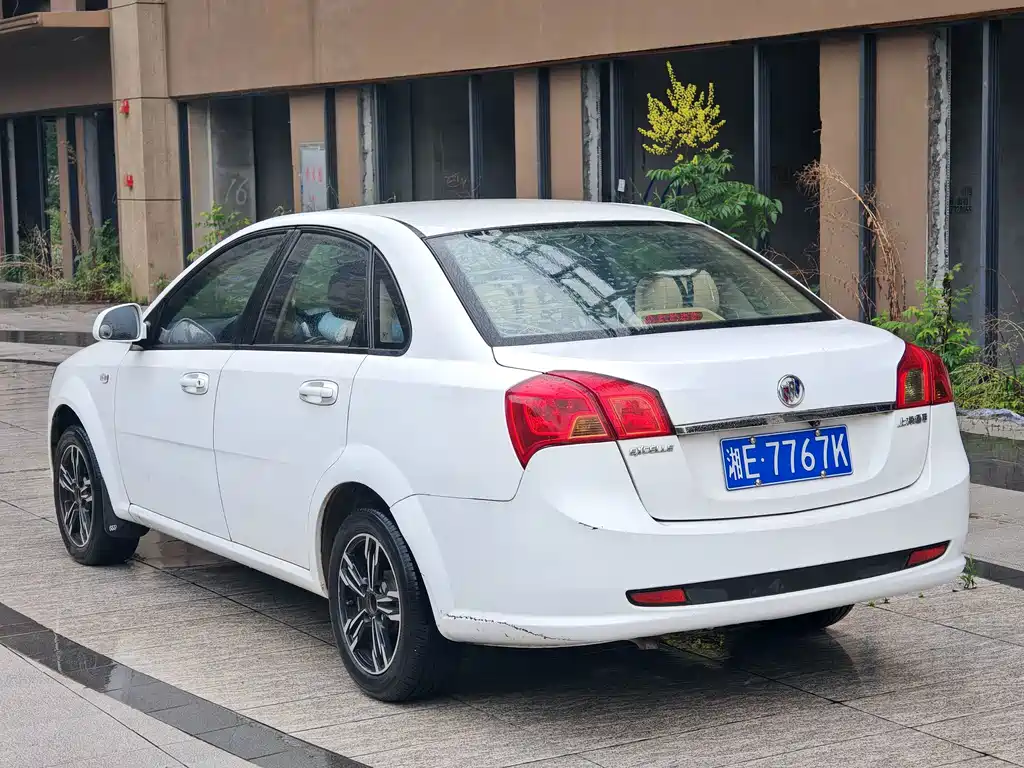 Buick Excelle — миниатюра 7