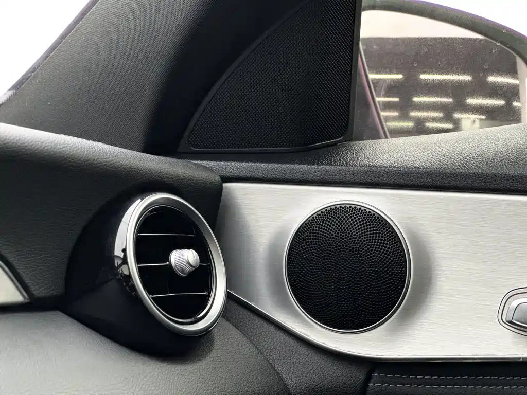 Mercedes-Benz C-Class — миниатюра 14