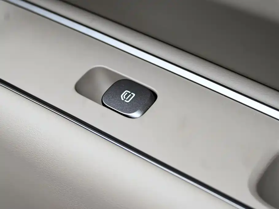 Li Auto Li L9 — миниатюра 37