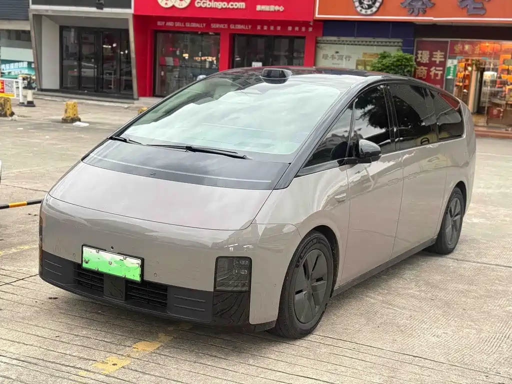 Li Auto Li MEGA