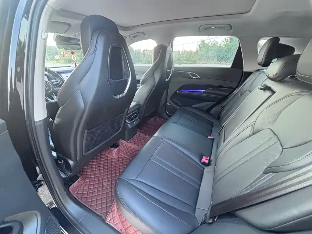 Hongqi Hongqi HS3 — миниатюра 13