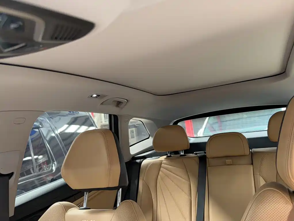 Geely Boyue L — миниатюра 15