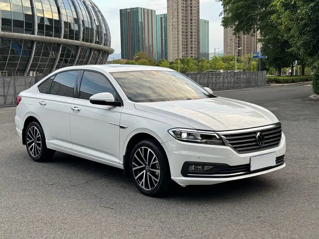Volkswagen Lavida — миниатюра 3