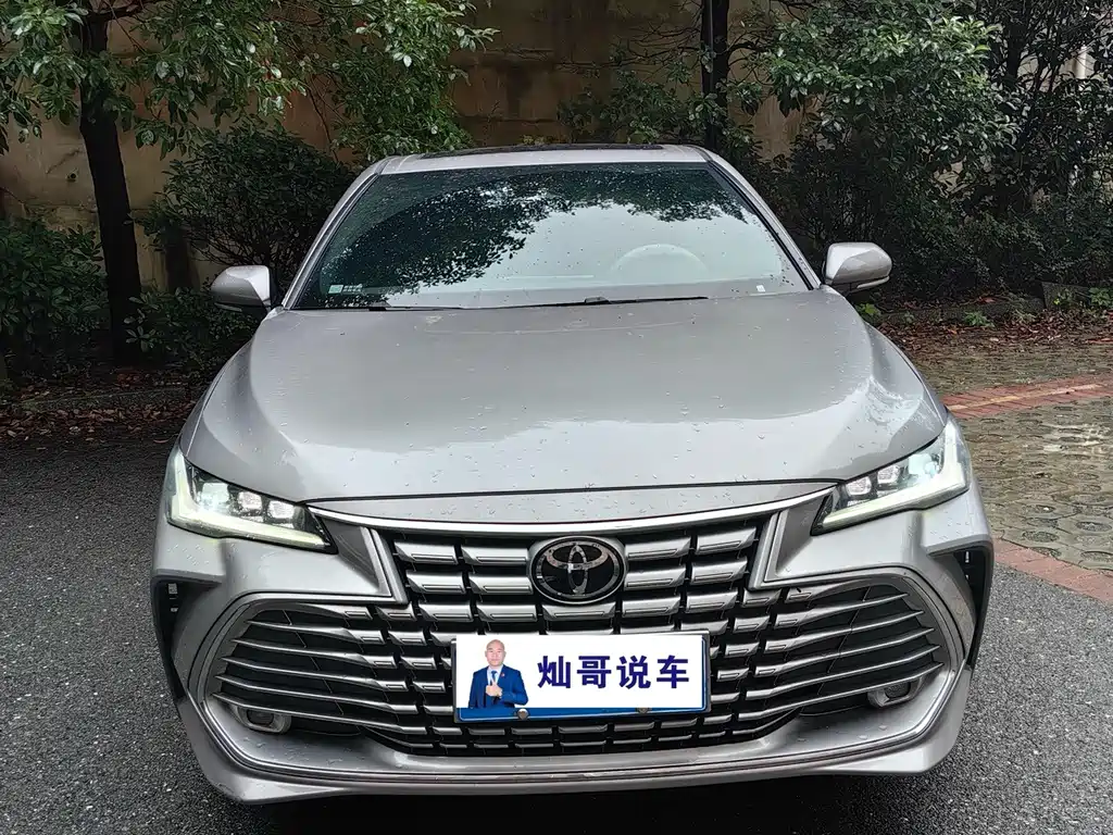 Toyota Avalon — миниатюра 2