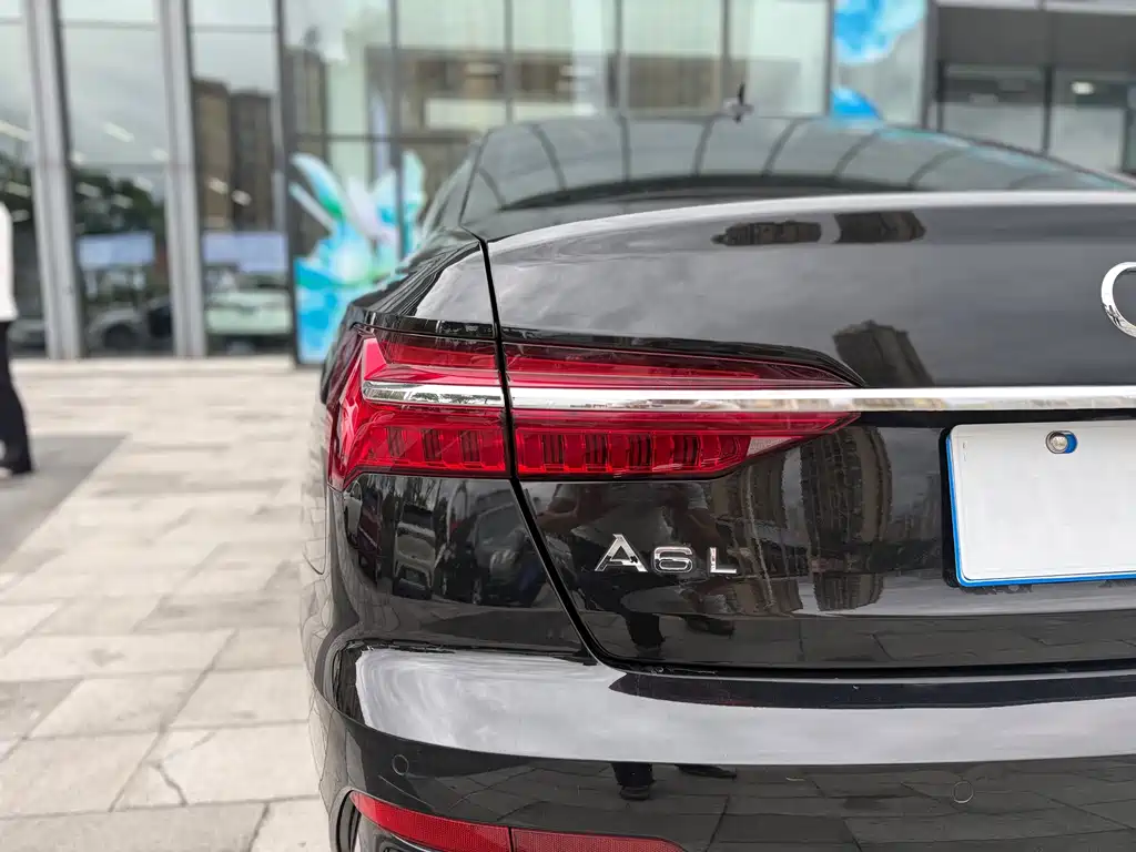 Audi A6L — миниатюра 9
