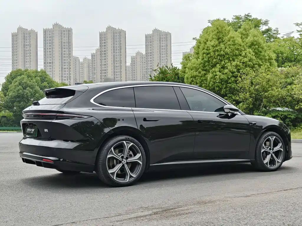 NIO ET5T 2025 75kWh Touring