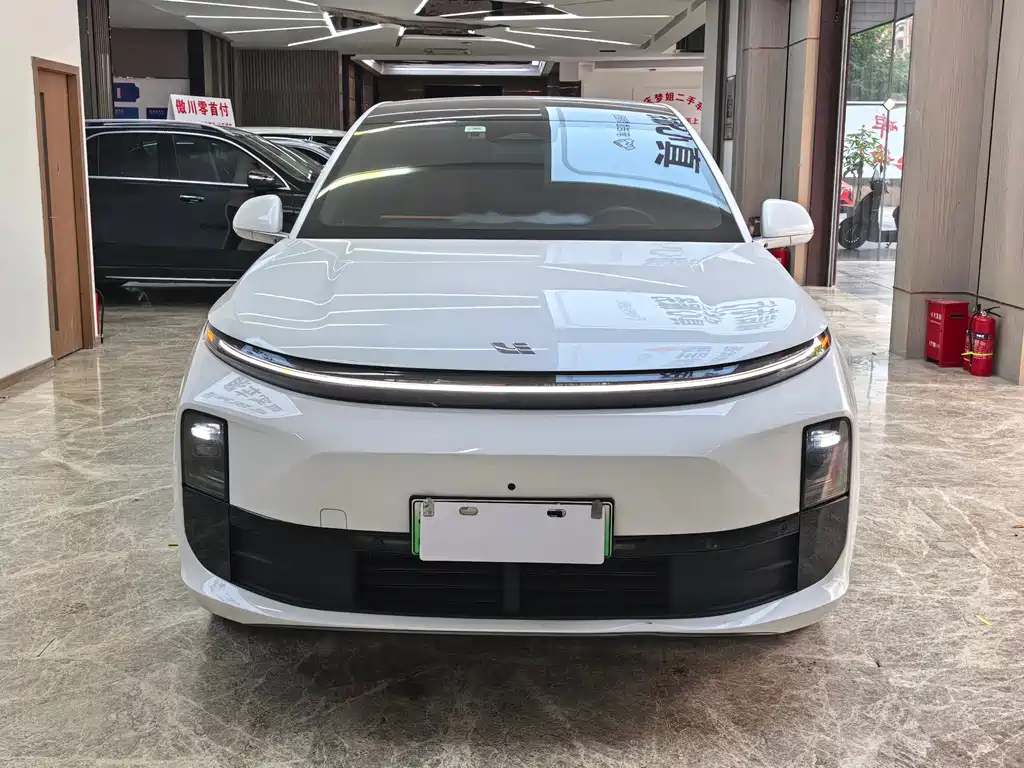 Li Auto Li L6 — миниатюра 2