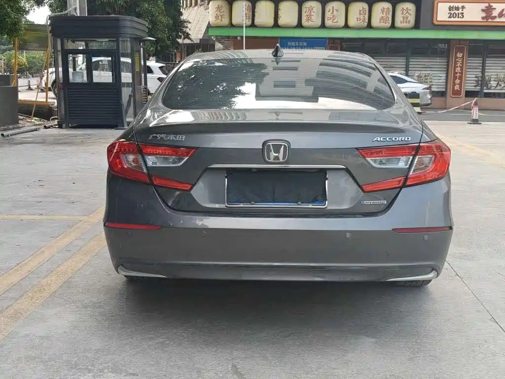 Honda Accord — миниатюра 7