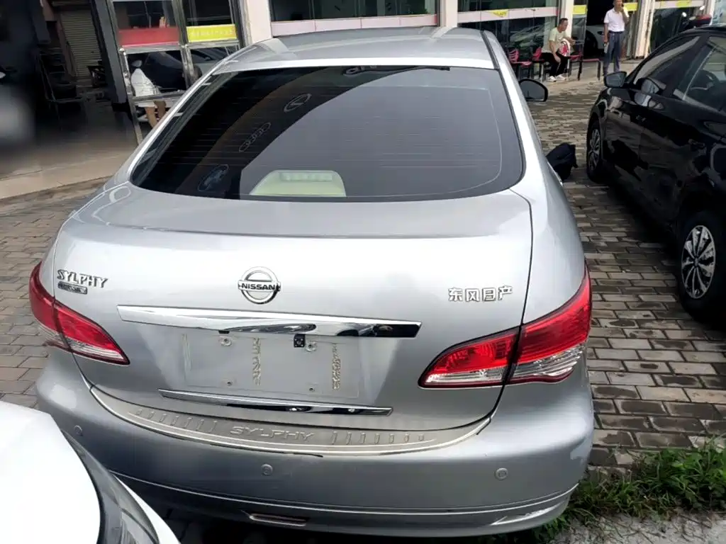 Nissan Sylphy — миниатюра 6