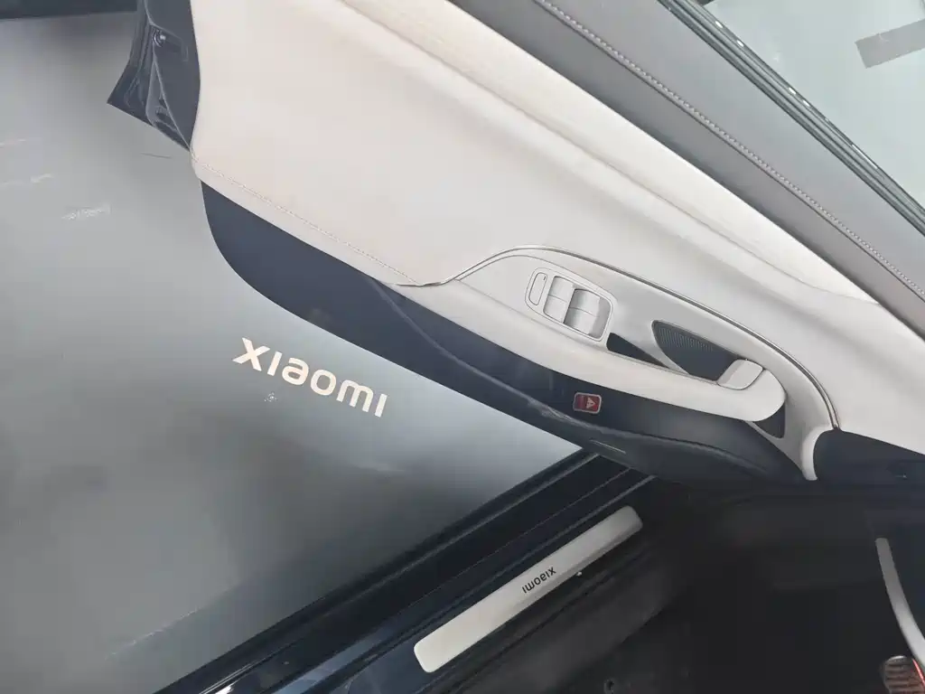 Xiaomi SU7 — миниатюра 4