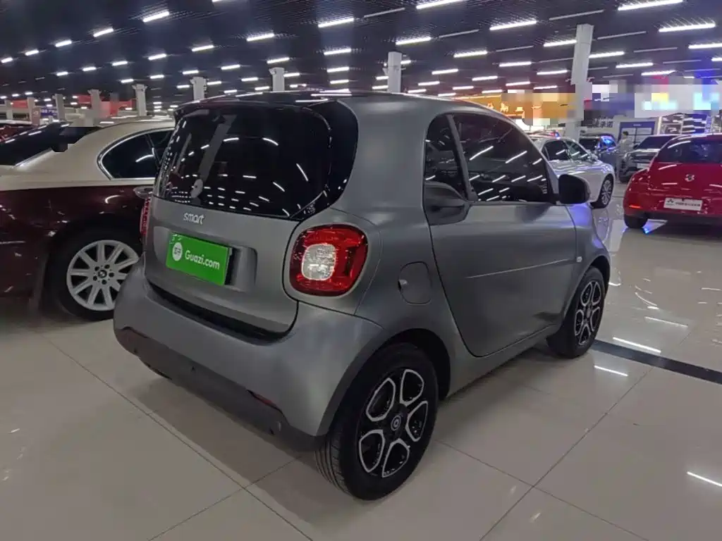 smart Smart Fortwo — миниатюра 7
