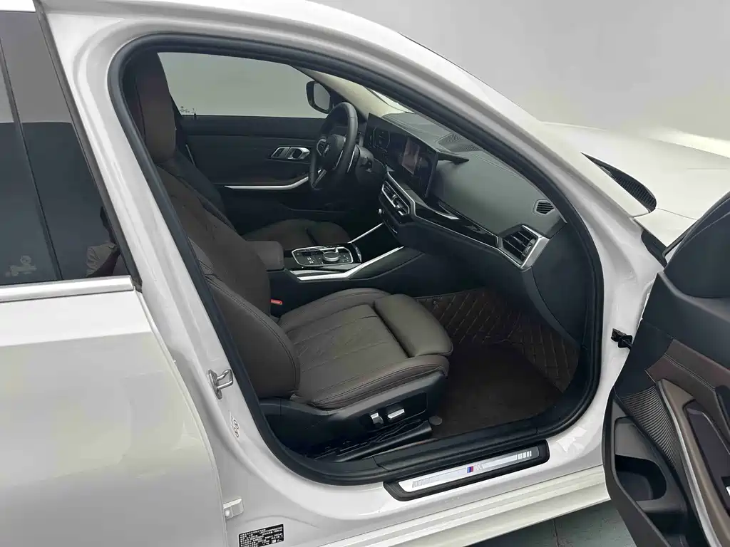 BMW 3 Series — миниатюра 7