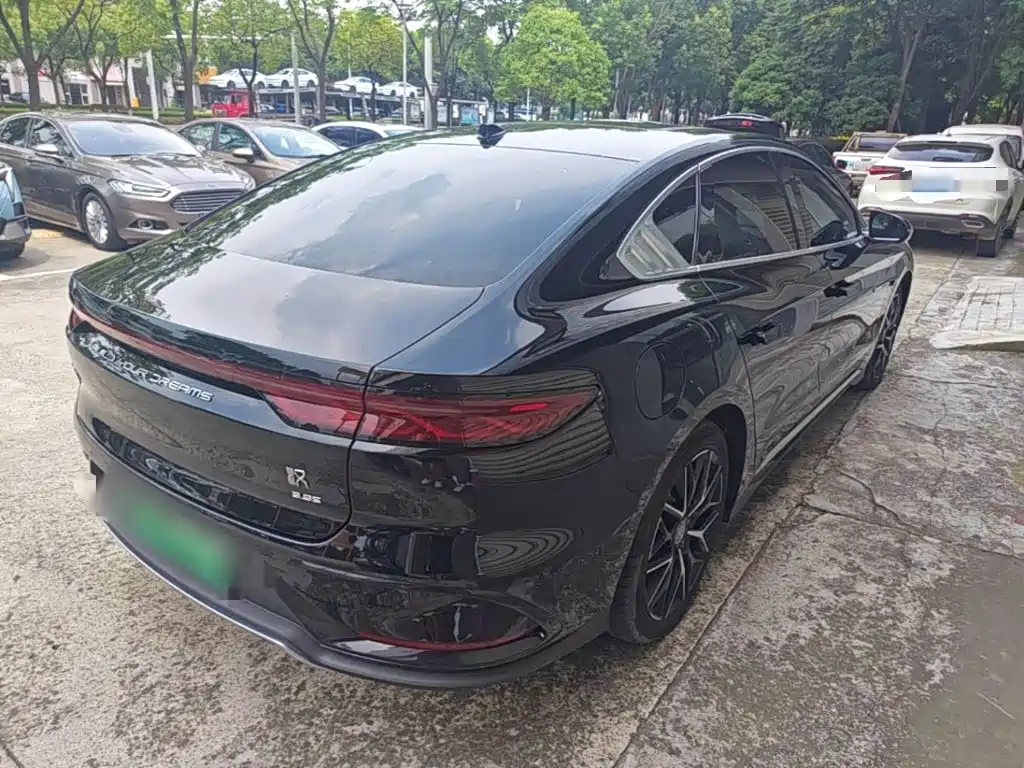 BYD Han — миниатюра 7