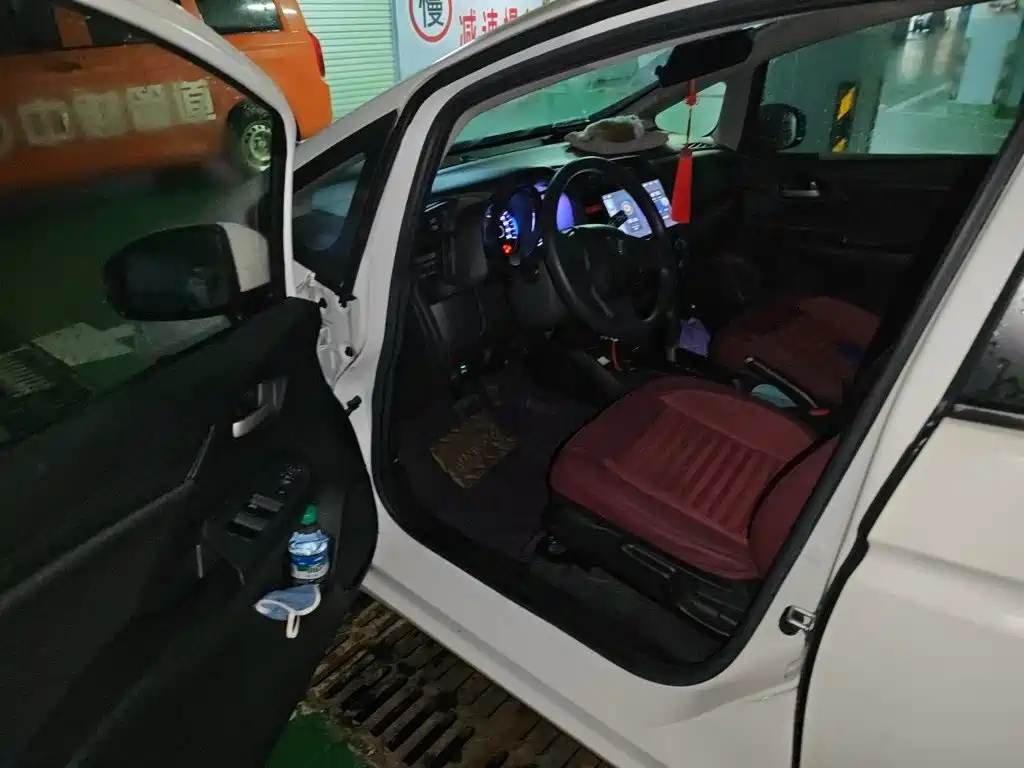 Honda Fit — миниатюра 12