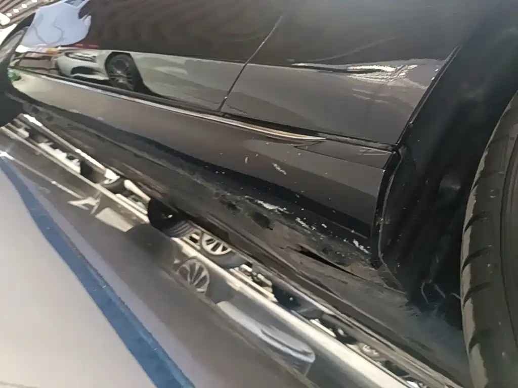 Mercedes-Benz E-Class — миниатюра 21