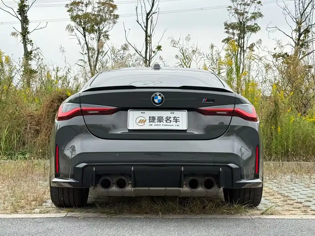 BMW M4 — миниатюра 9