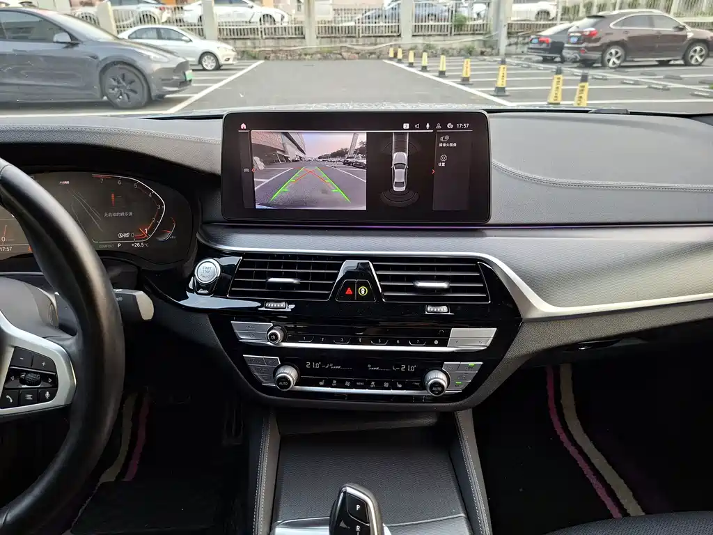 BMW 5 Series (Import) — миниатюра 14