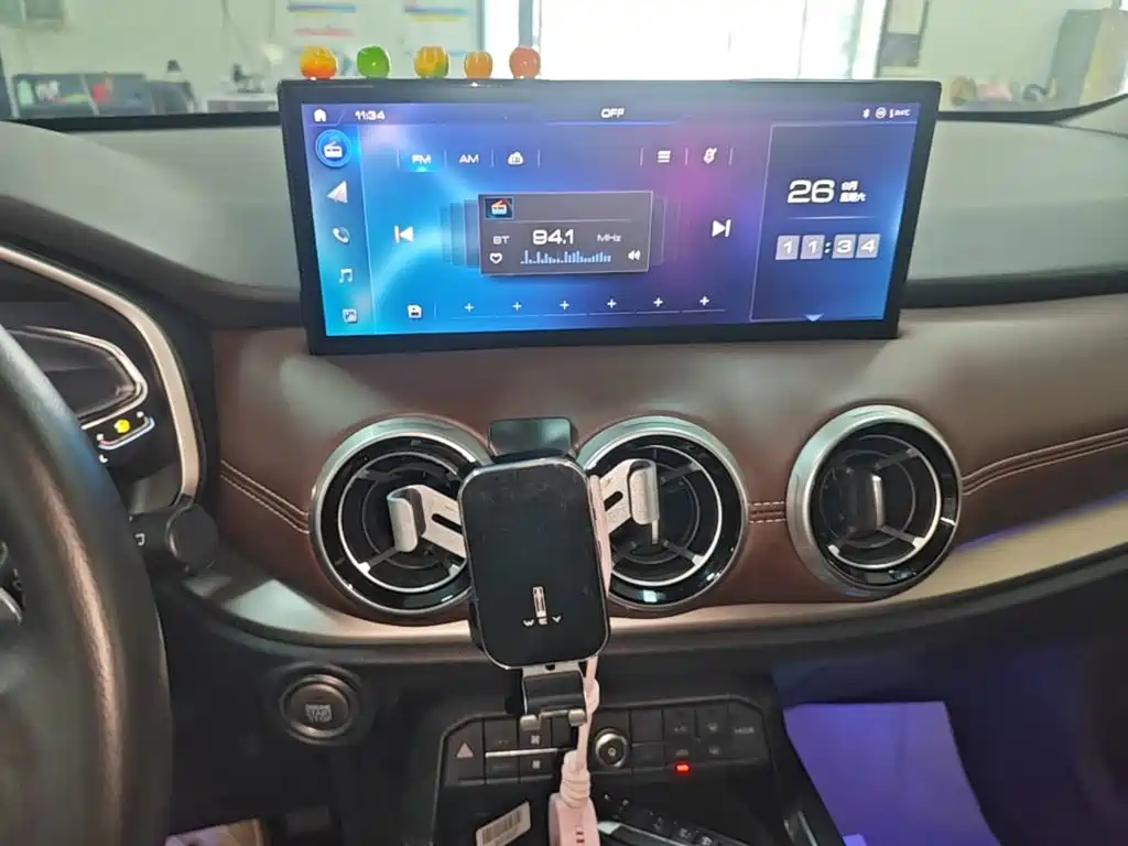 Wey Wey VV6 — миниатюра 13