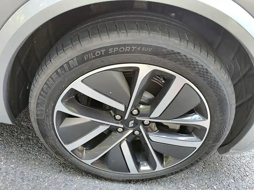 Li Auto Li L9 — миниатюра 8