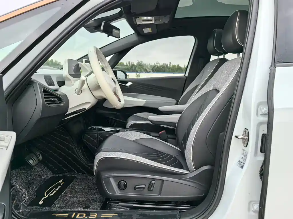 Volkswagen ID.3 — миниатюра 4