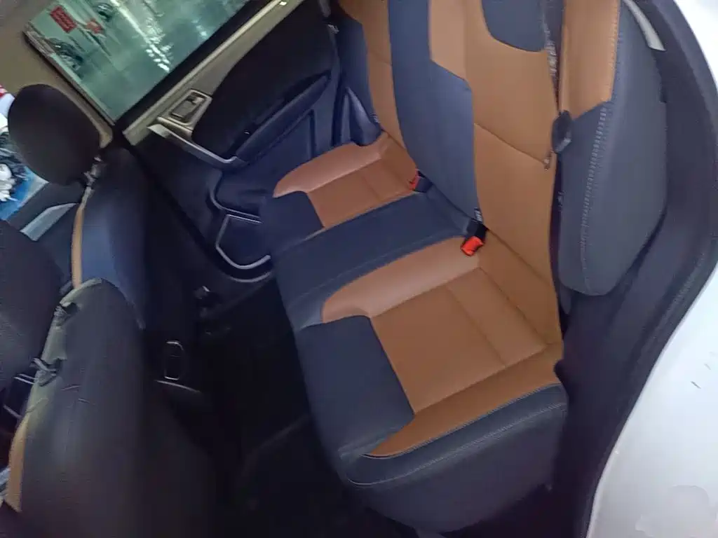 Geely Vision X6 — миниатюра 17