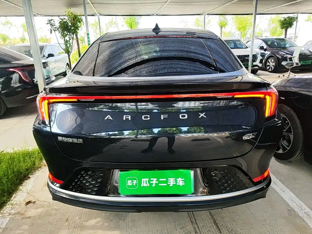 ARCFOX Alpha S — миниатюра 6