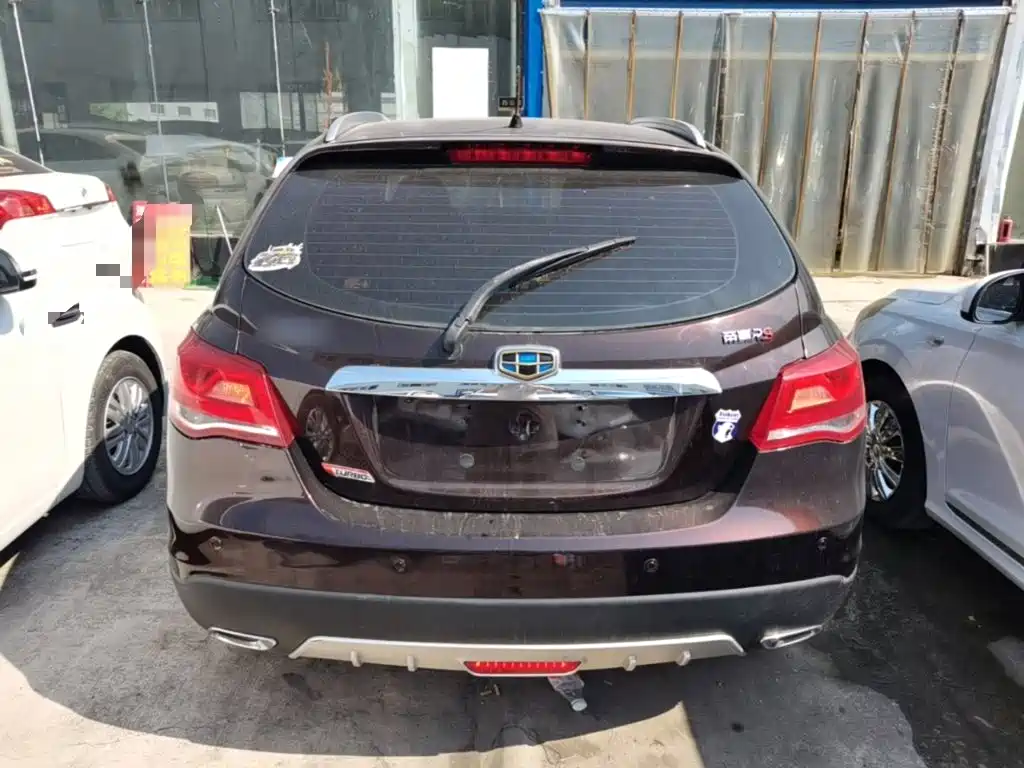 Geely Emgrand — миниатюра 6
