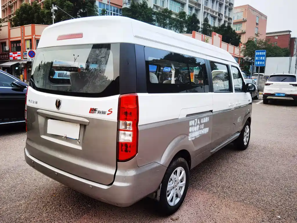 Jinbei Hiace X30L — миниатюра 7