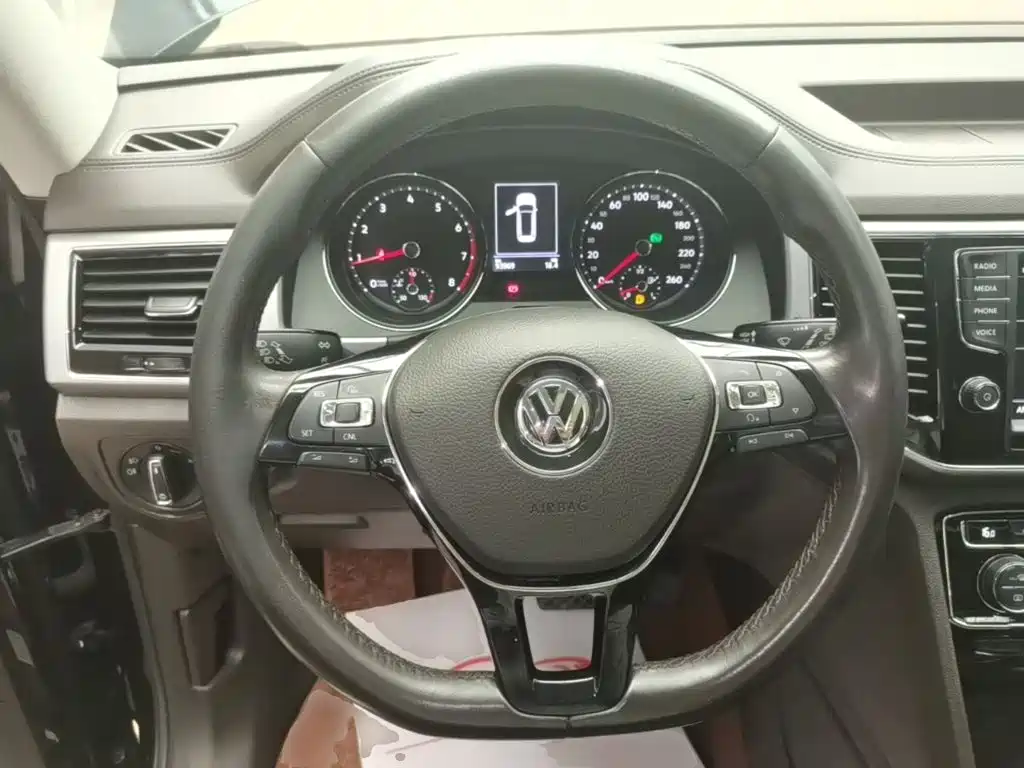 Volkswagen Teramont — миниатюра 11