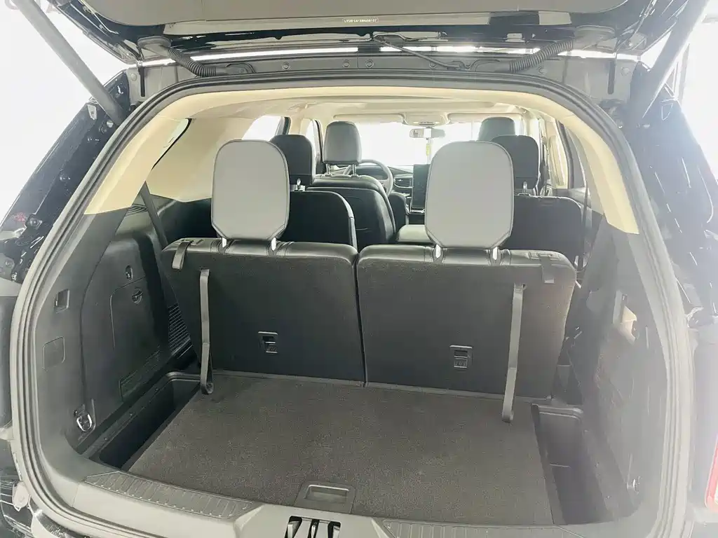 Ford Explorer — миниатюра 15