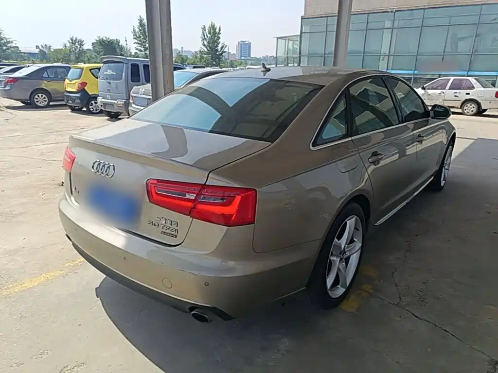 Audi A6L — миниатюра 7