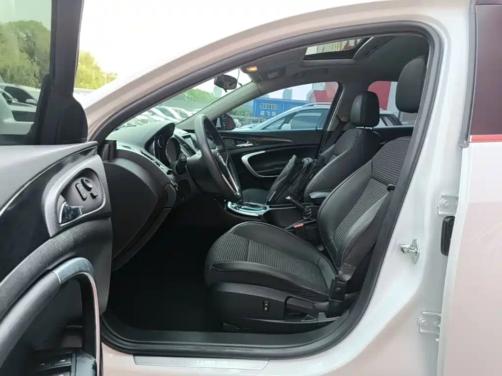 Buick Regal — миниатюра 16