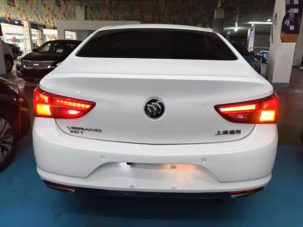 Buick Verano — миниатюра 6