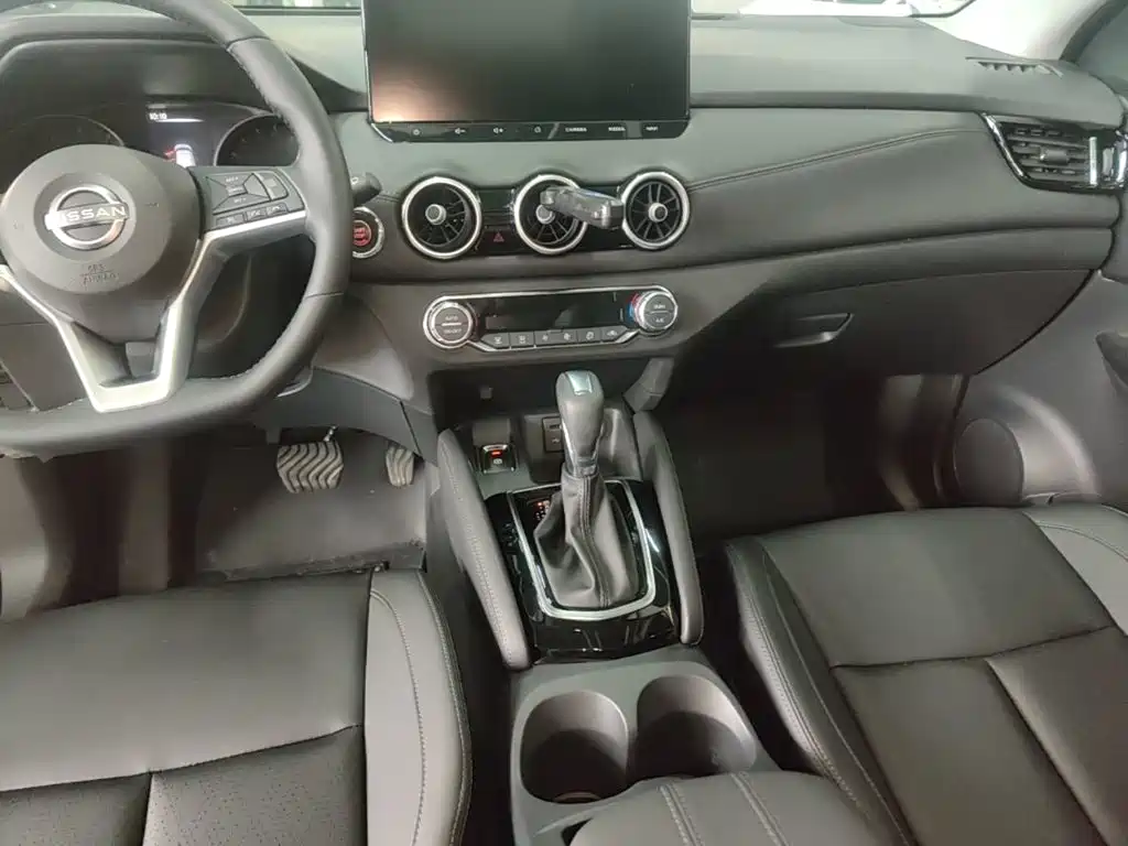 Nissan Qashqai — миниатюра 13