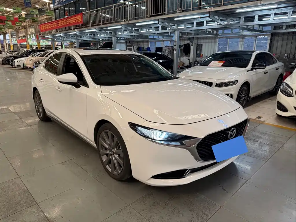Mazda 3 Axela — миниатюра 3