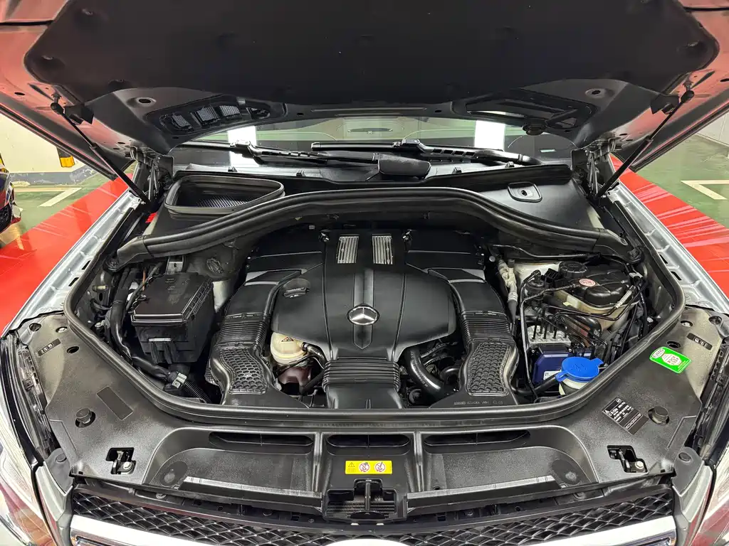 Mercedes-Benz GLE (Import) — миниатюра 11