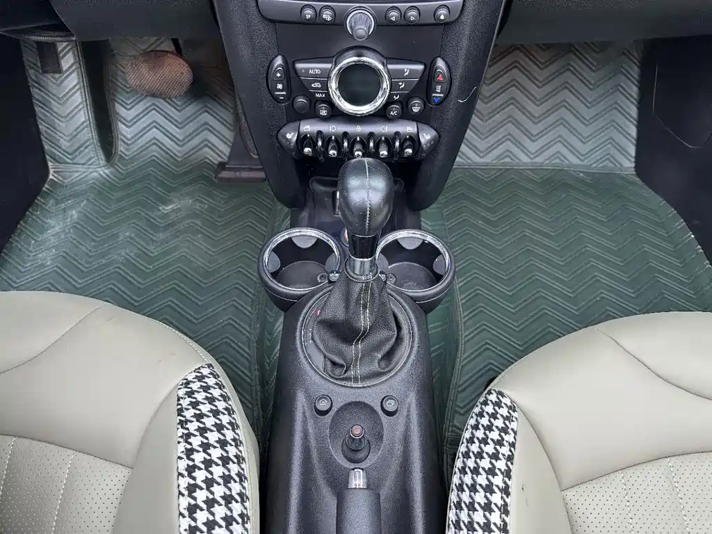MINI Mini Roadster — миниатюра 12