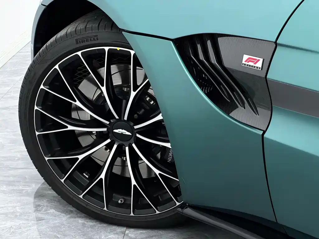 Aston Martin V8 Vantage 2022 4.0T V8 F1 Edition Roadster