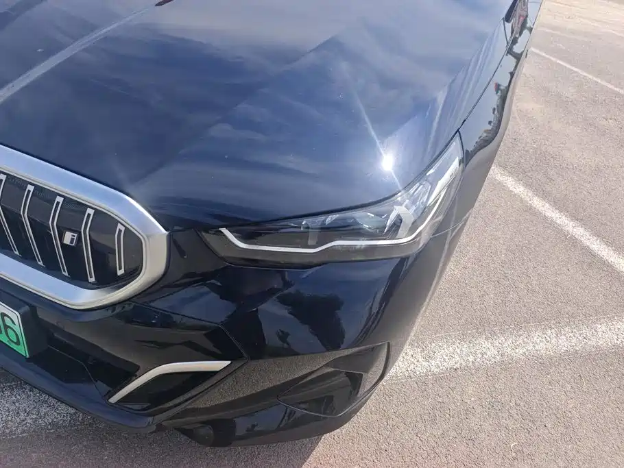BMW i5 — миниатюра 5