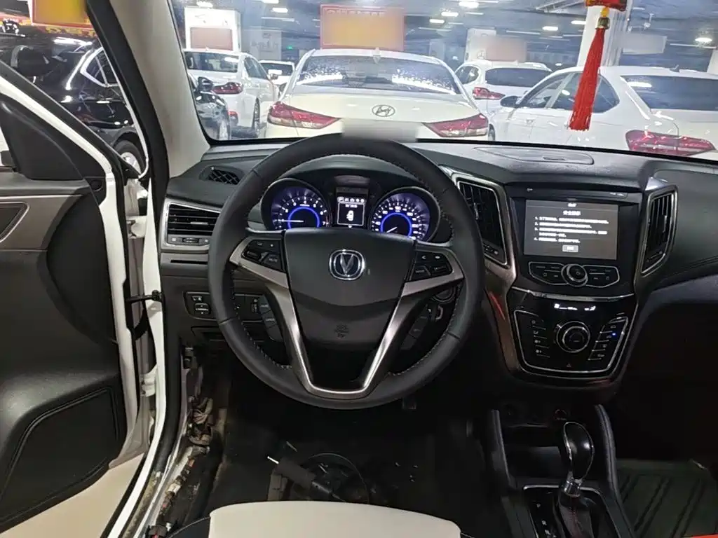 Changan CS35 — миниатюра 11