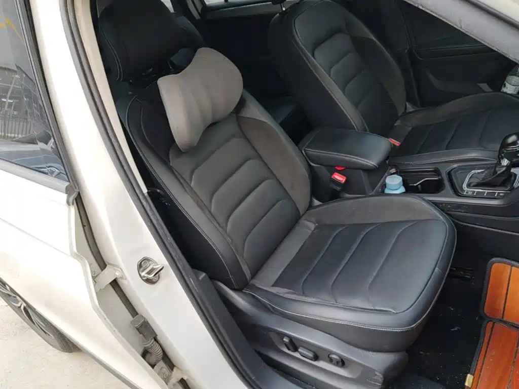 Volkswagen Tiguan L — миниатюра 25