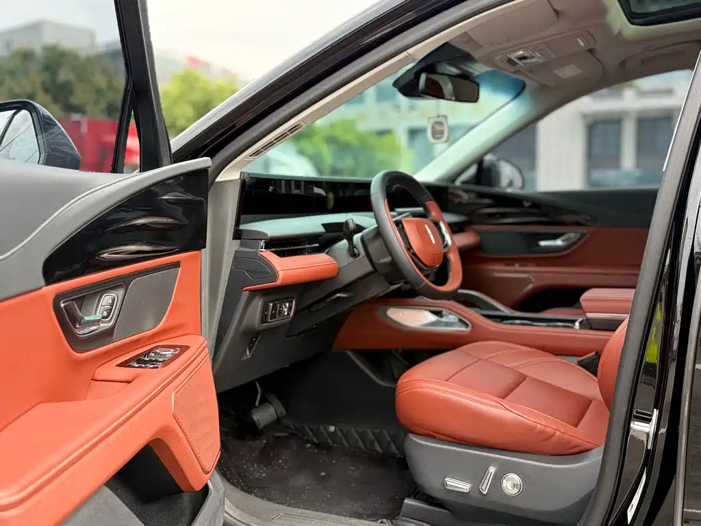 Lincoln Nautilus 2025 2.0T