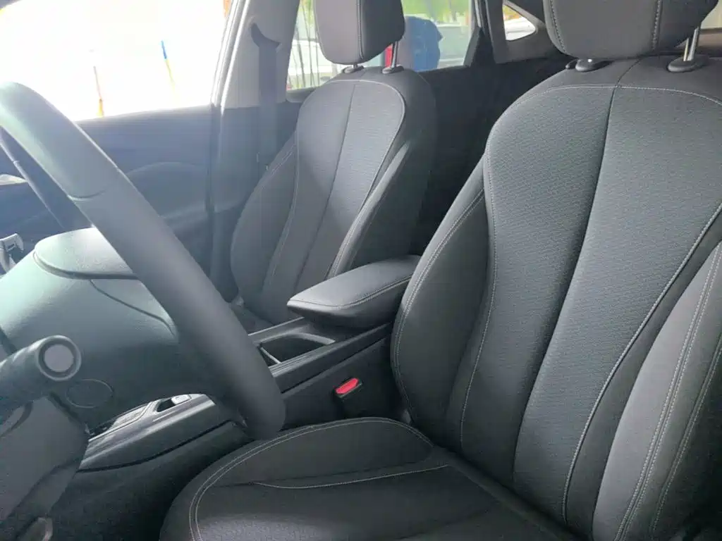 Buick Verano — миниатюра 15