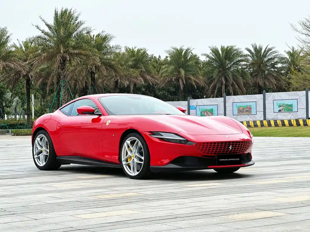 Ferrari Roma 3.9T V8, фото 3