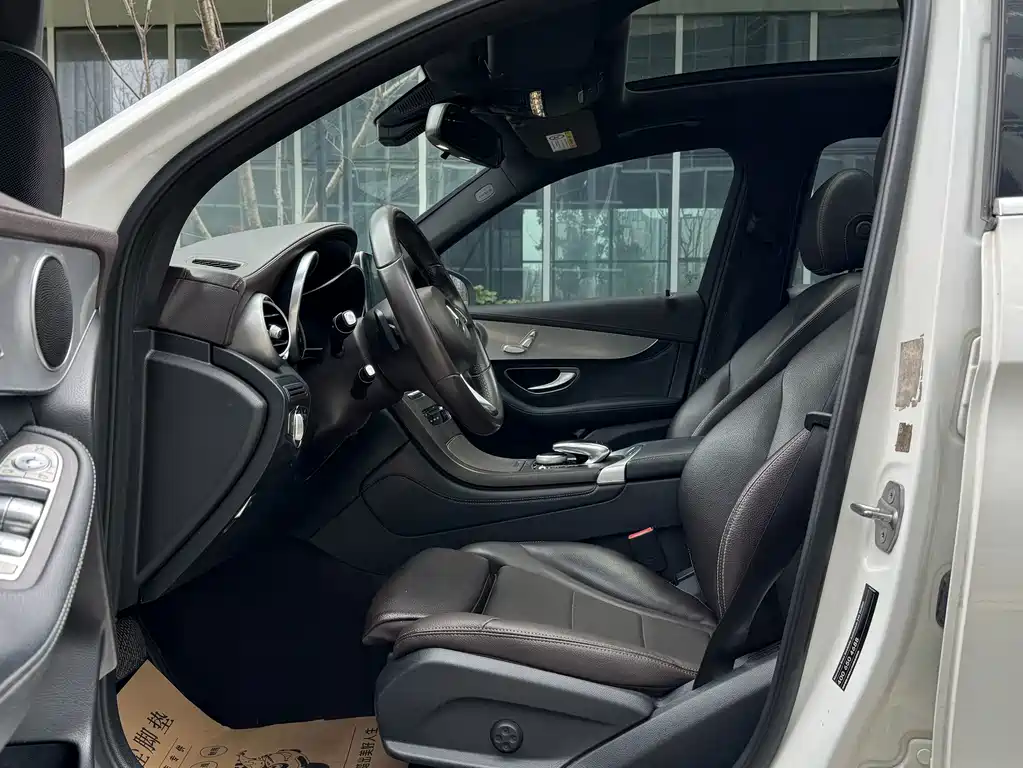 Mercedes-Benz GLC — миниатюра 8