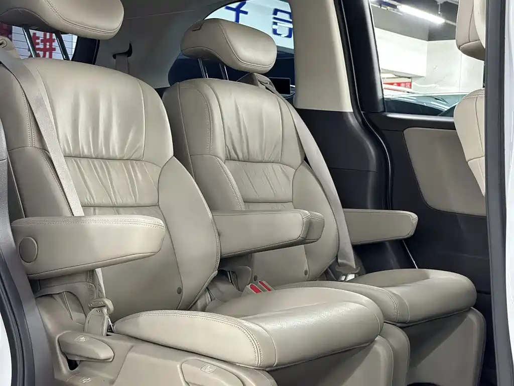 Honda Odyssey — миниатюра 15