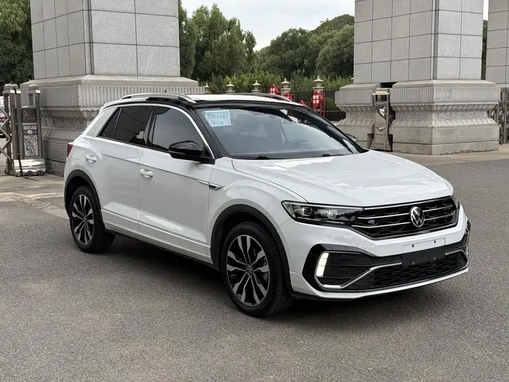 Volkswagen T-Roc — миниатюра 3