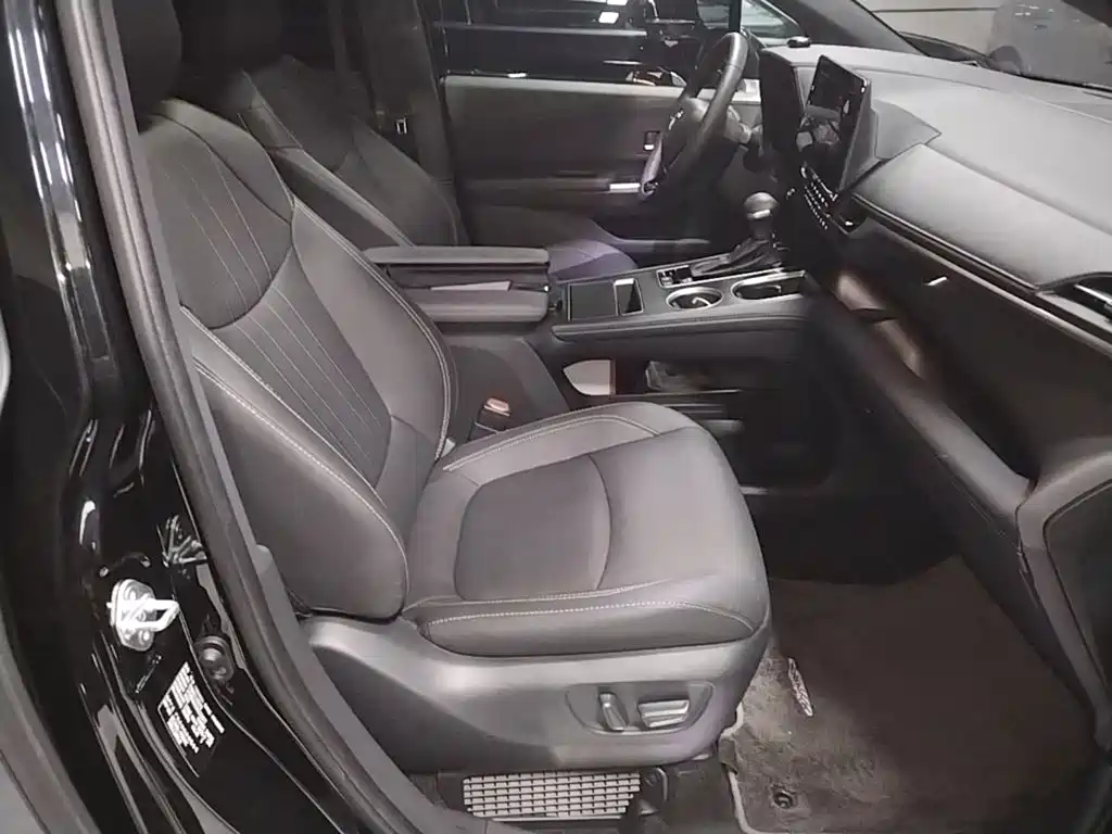 Toyota Sienna — миниатюра 25