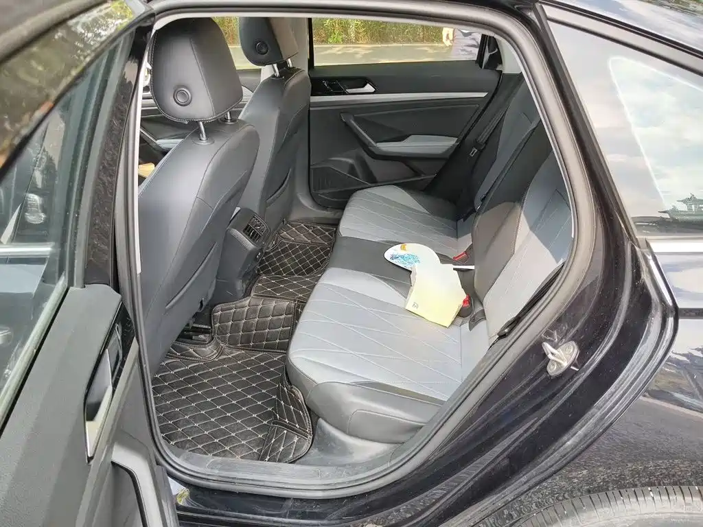 Volkswagen Lavida — миниатюра 15