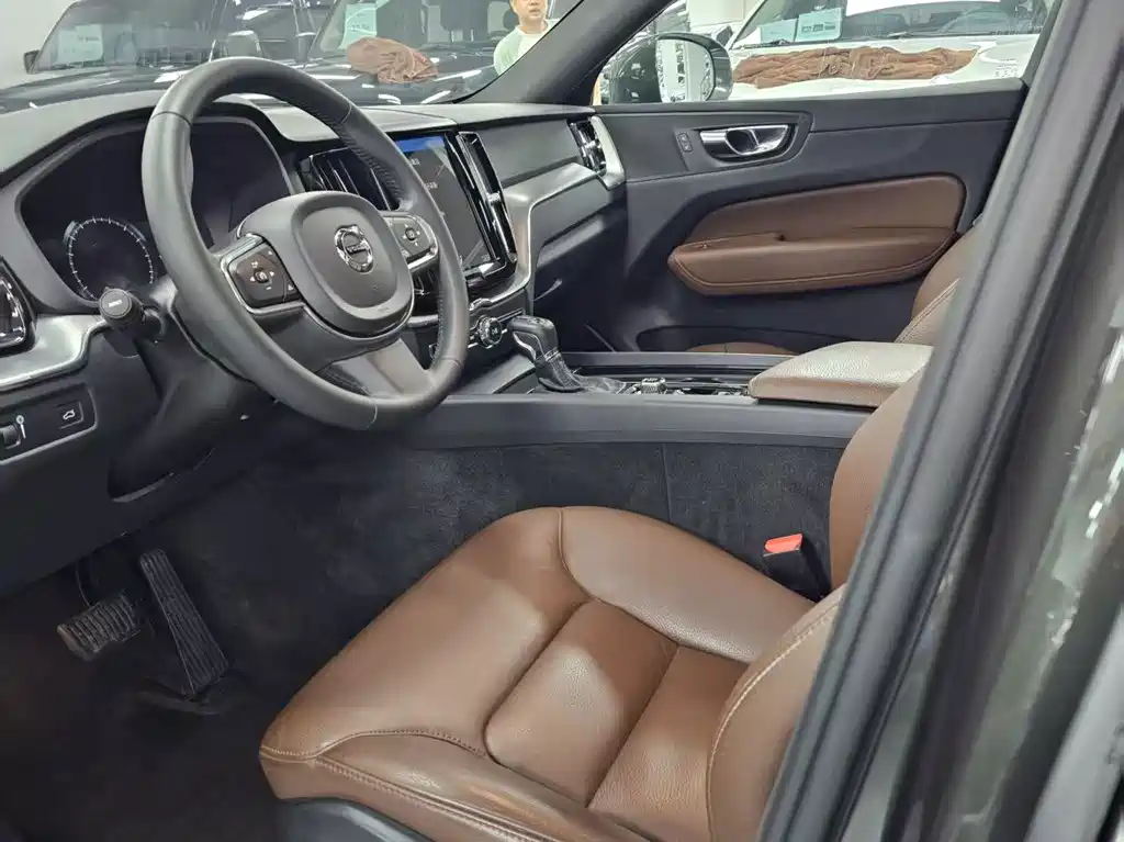 Volvo XC60 — миниатюра 7